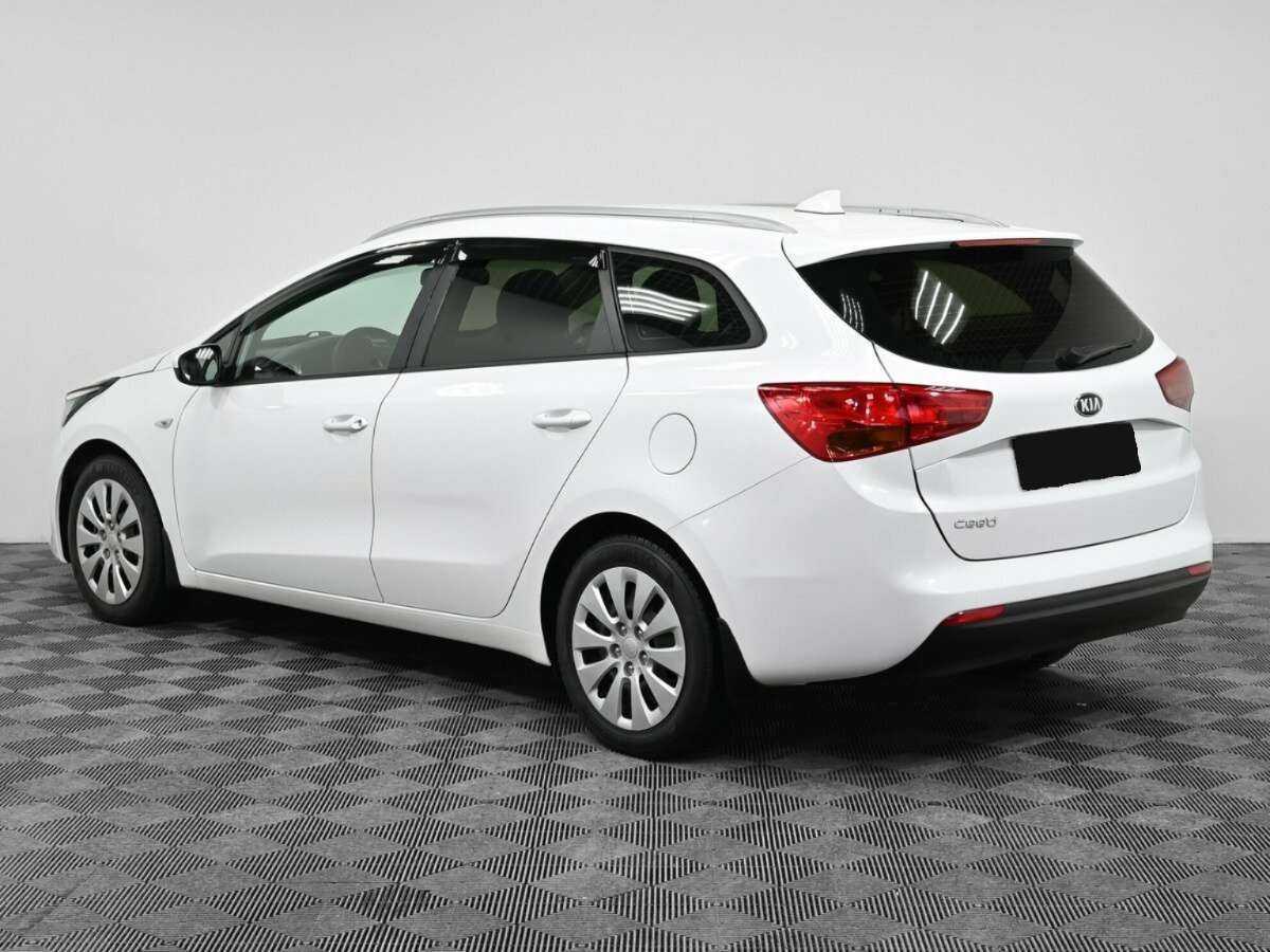 Kia Ceed с пробегом — 2017 год. Фото: #3
