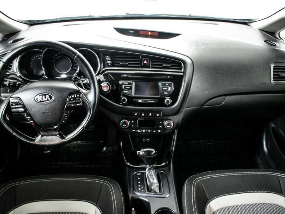 Kia Ceed с пробегом — 2016 год. Фото: #5