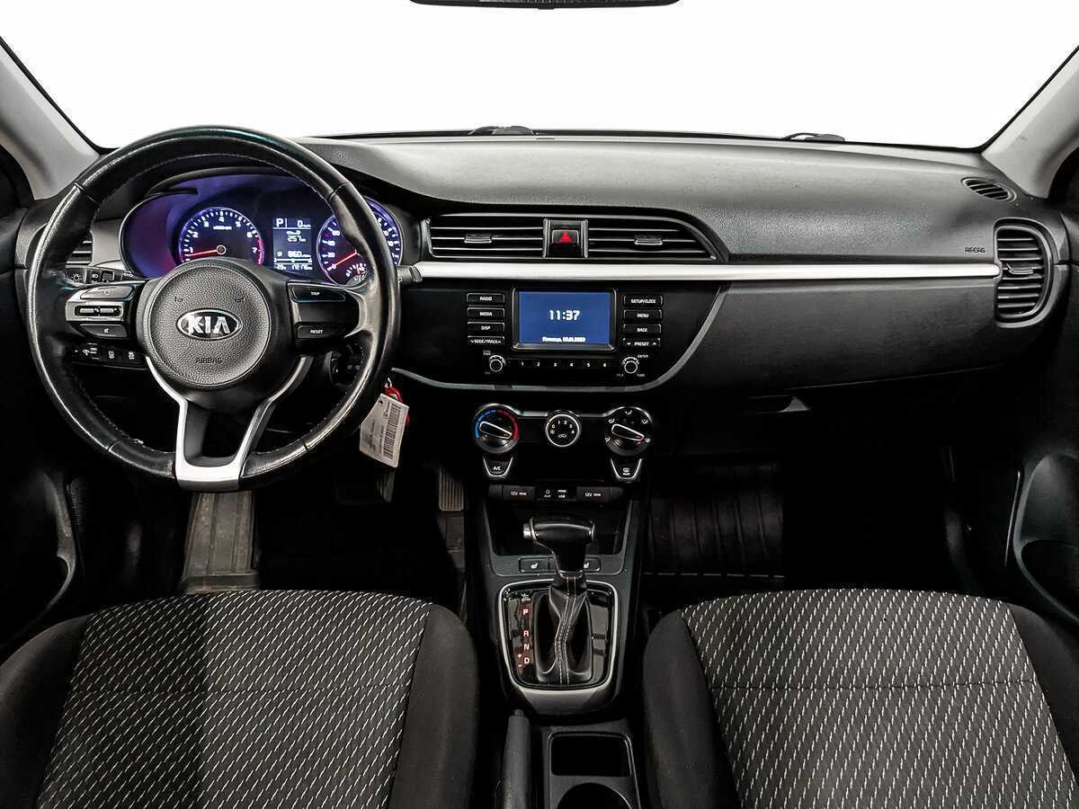 Kia Rio с пробегом — 2020 год. Фото: #10