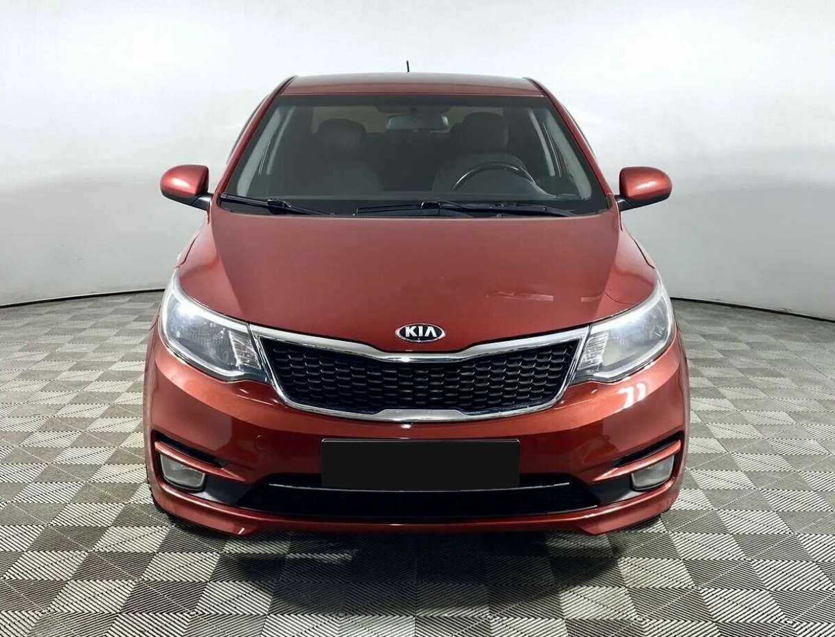 Kia Rio с пробегом — 2016 год. Фото: #1
