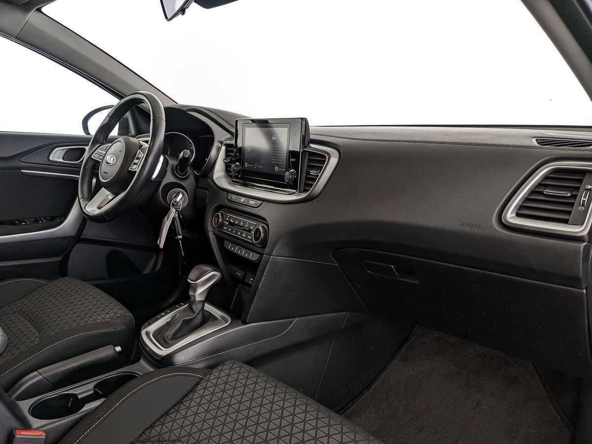 Kia Ceed с пробегом — 2021 год. Фото: #8