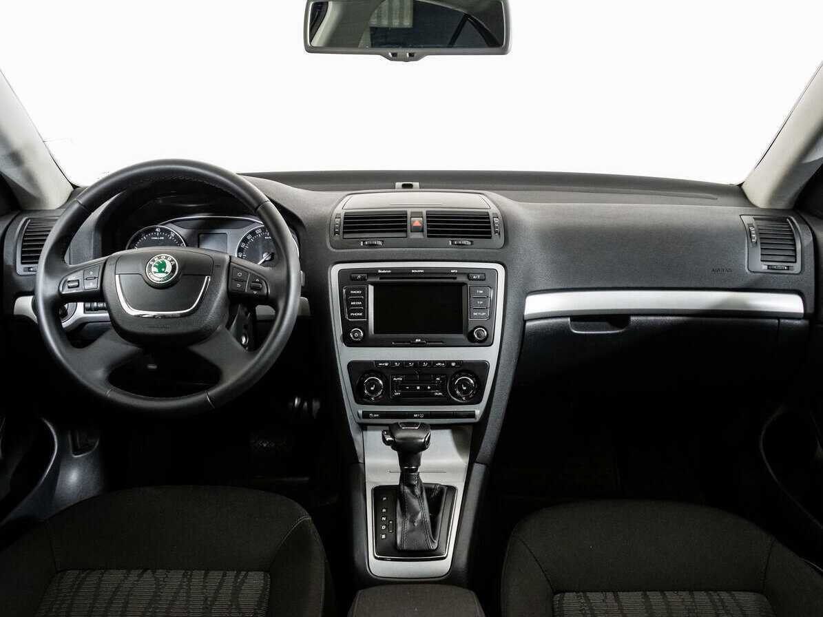 Skoda Octavia с пробегом — 2013 год. Фото: #9