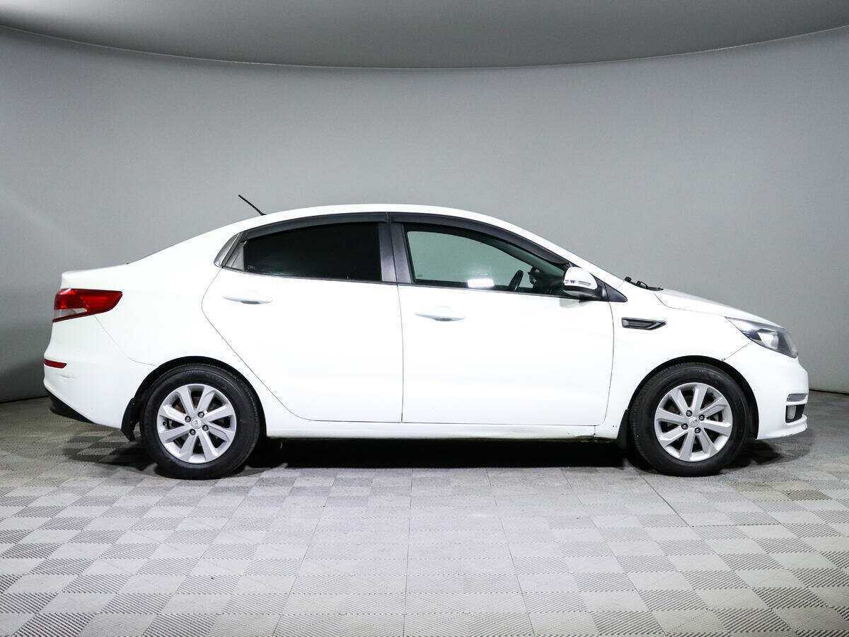 Kia Rio с пробегом — 2016 год. Фото: #3