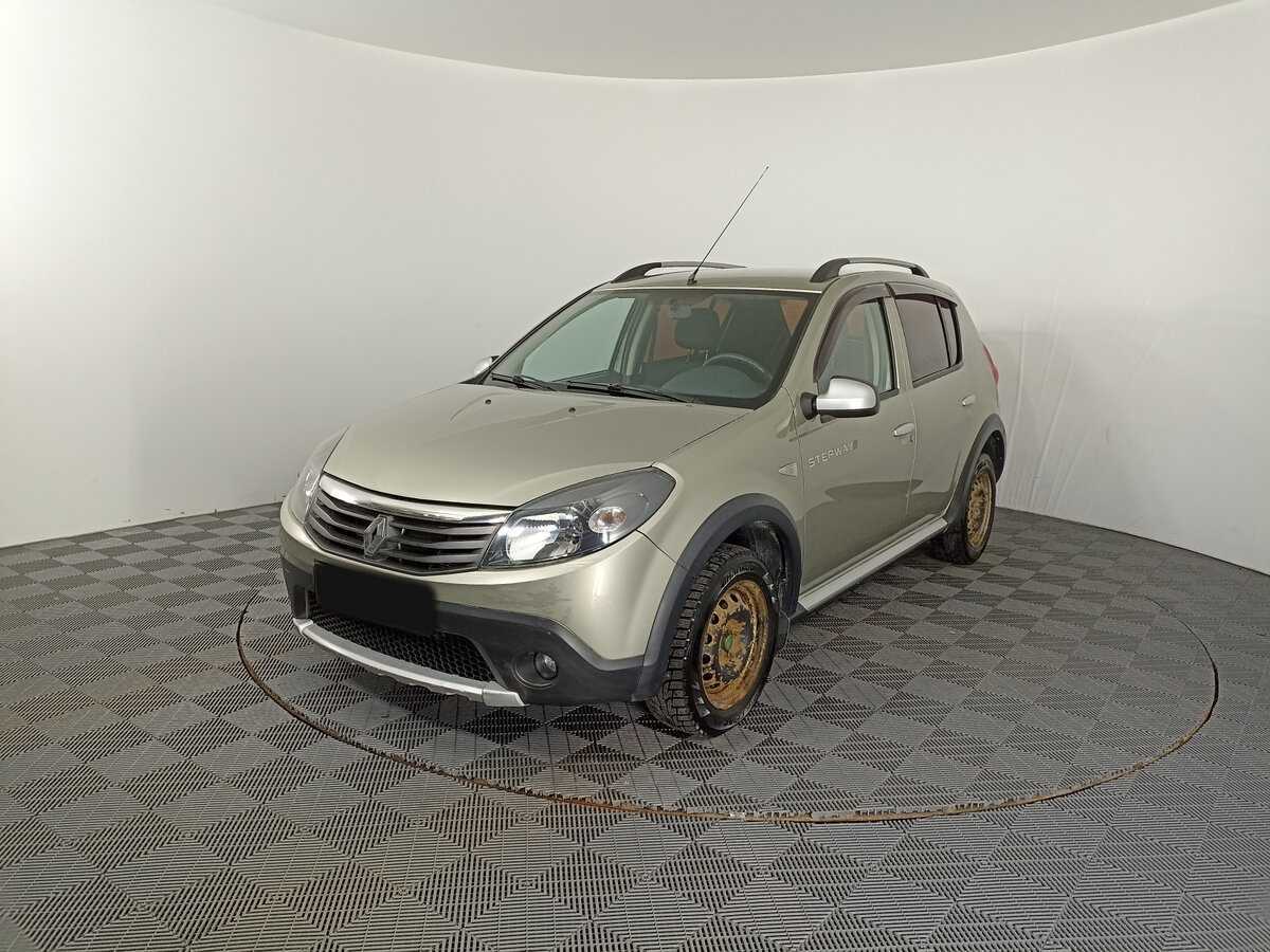 Renault Sandero с пробегом — 2014 год. Посмотреть фото