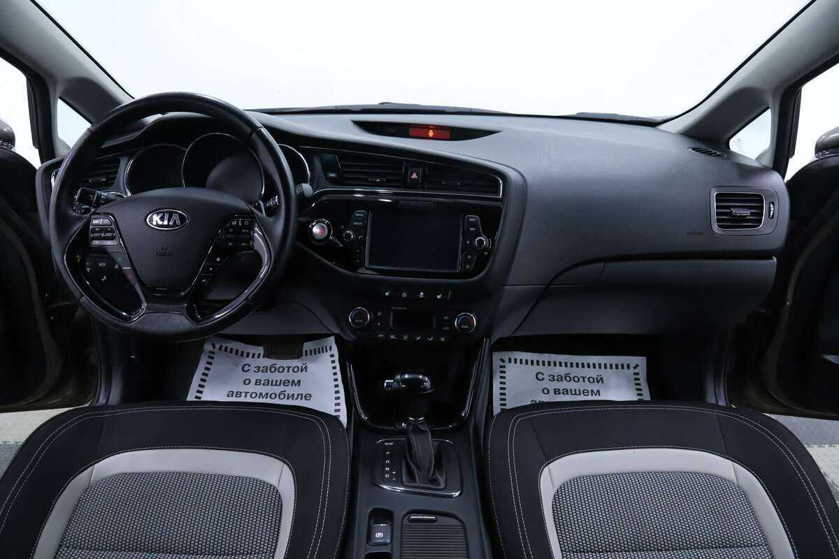 Kia Ceed с пробегом — 2015 год. Фото: #10
