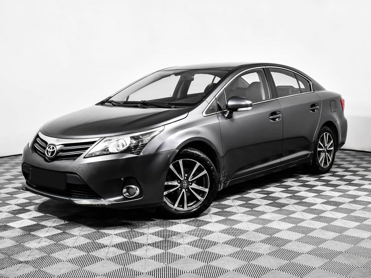 Toyota Avensis с пробегом — 2012 год. Фото: #0