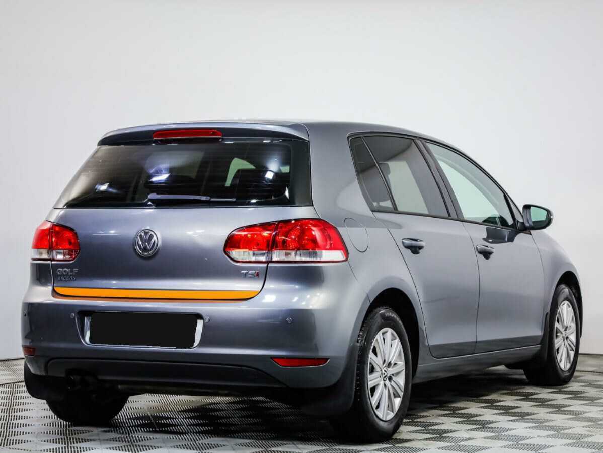 Volkswagen Golf с пробегом — 2012 год. Фото: #3