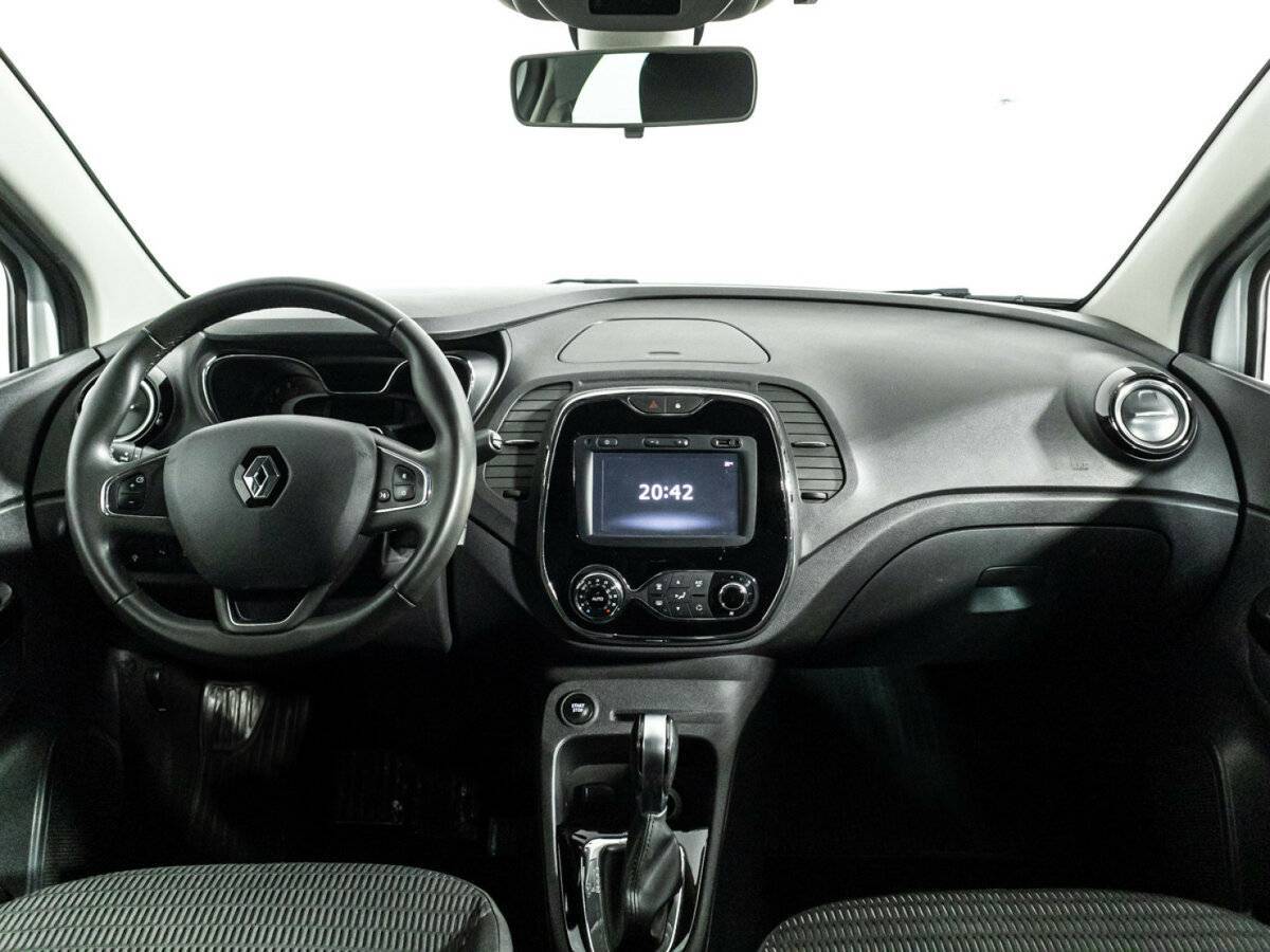 Renault Kaptur с пробегом — 2017 год. Фото: #12