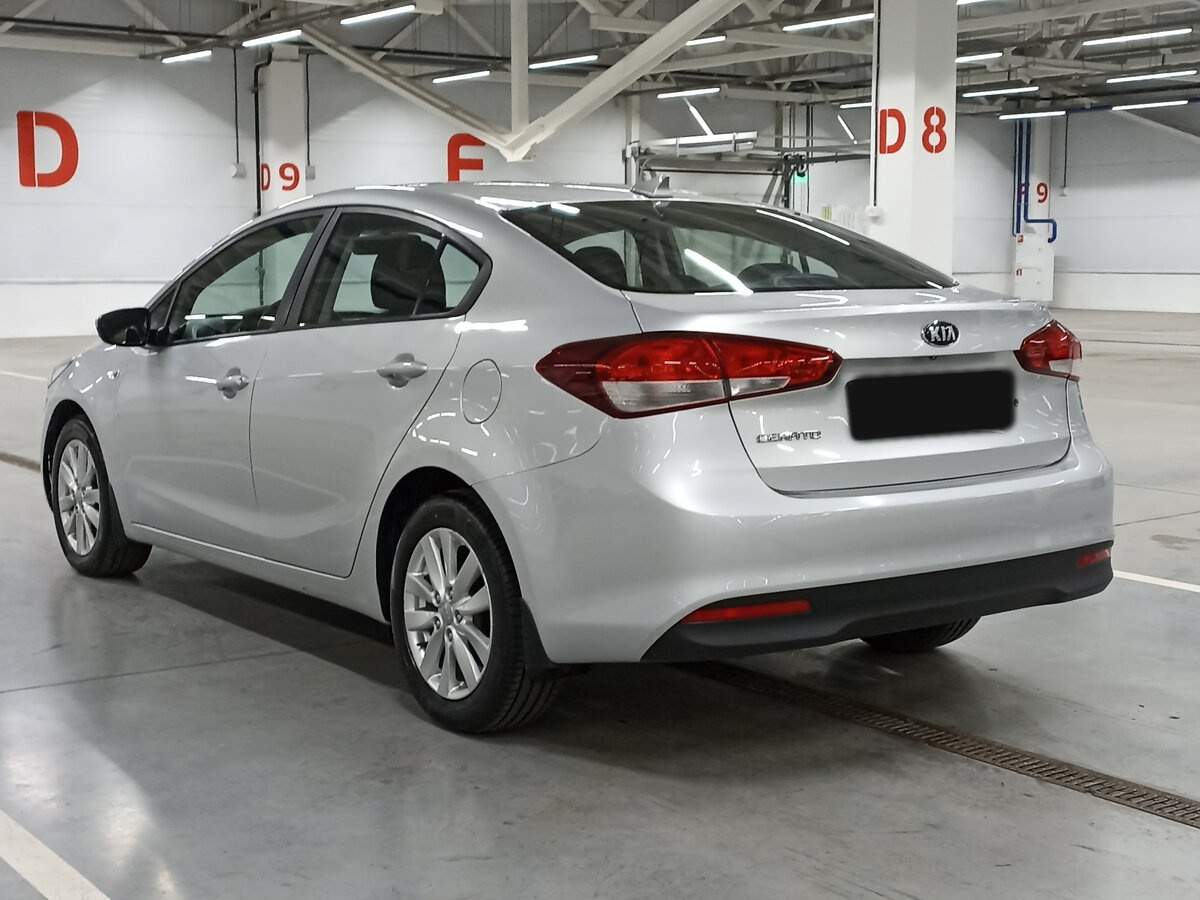 Kia Cerato с пробегом — 2018 год. Фото: #6