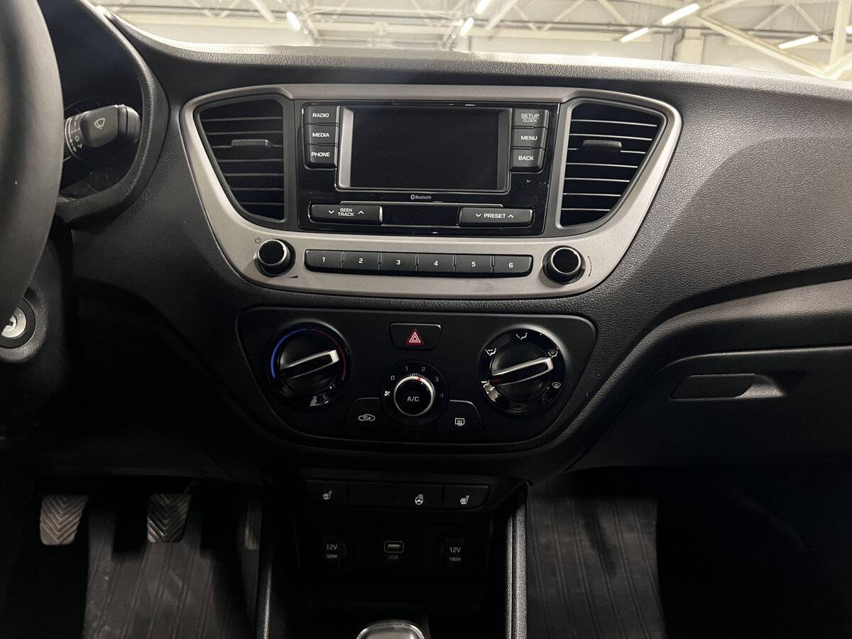 Hyundai Solaris с пробегом — 2019 год. Фото: #14