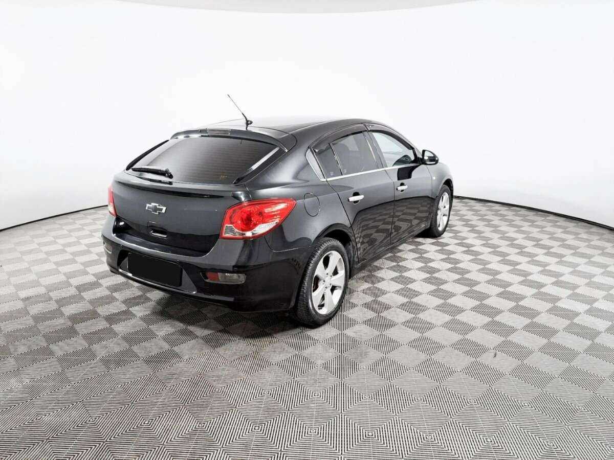 Chevrolet Cruze с пробегом — 2012 год. Фото: #4