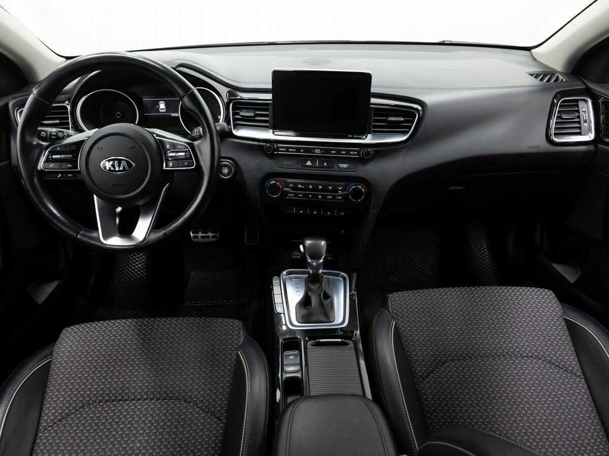 Kia Ceed с пробегом — 2018 год. Фото: #13