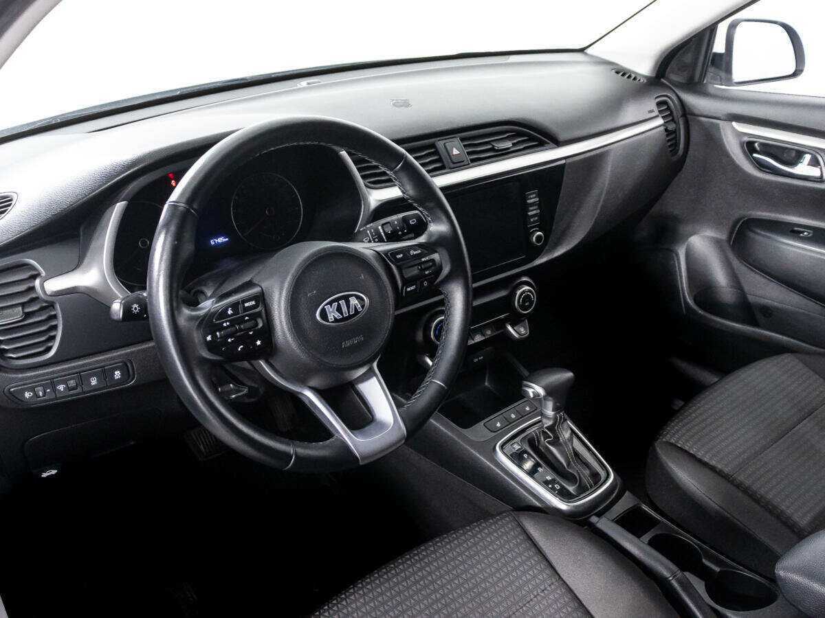 Kia Rio с пробегом — 2021 год. Фото: #10