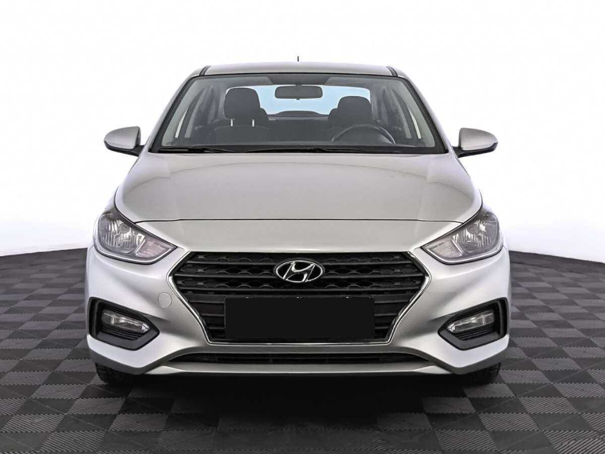 Hyundai Solaris с пробегом — 2018 год. Фото: #1