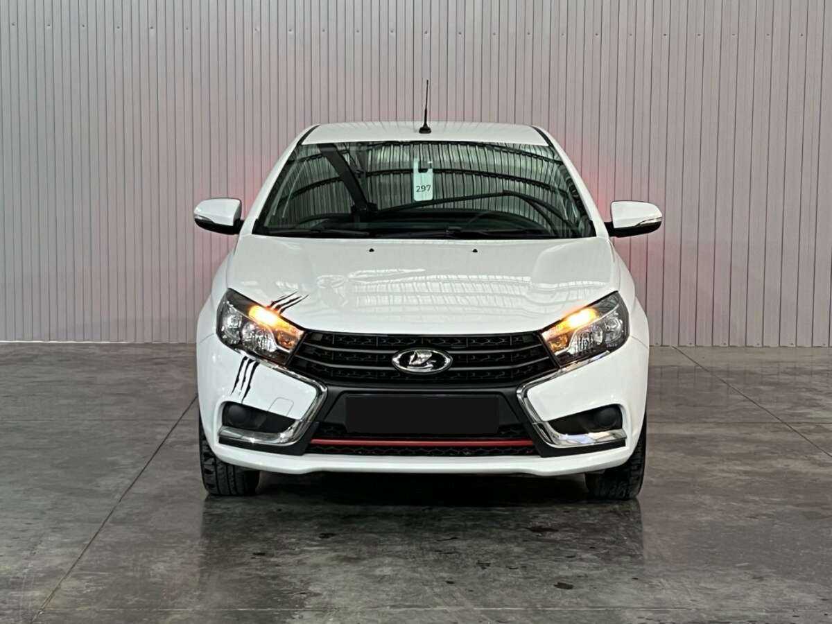Lada (ВАЗ) Vesta с пробегом — 2020 год. Фото: #1