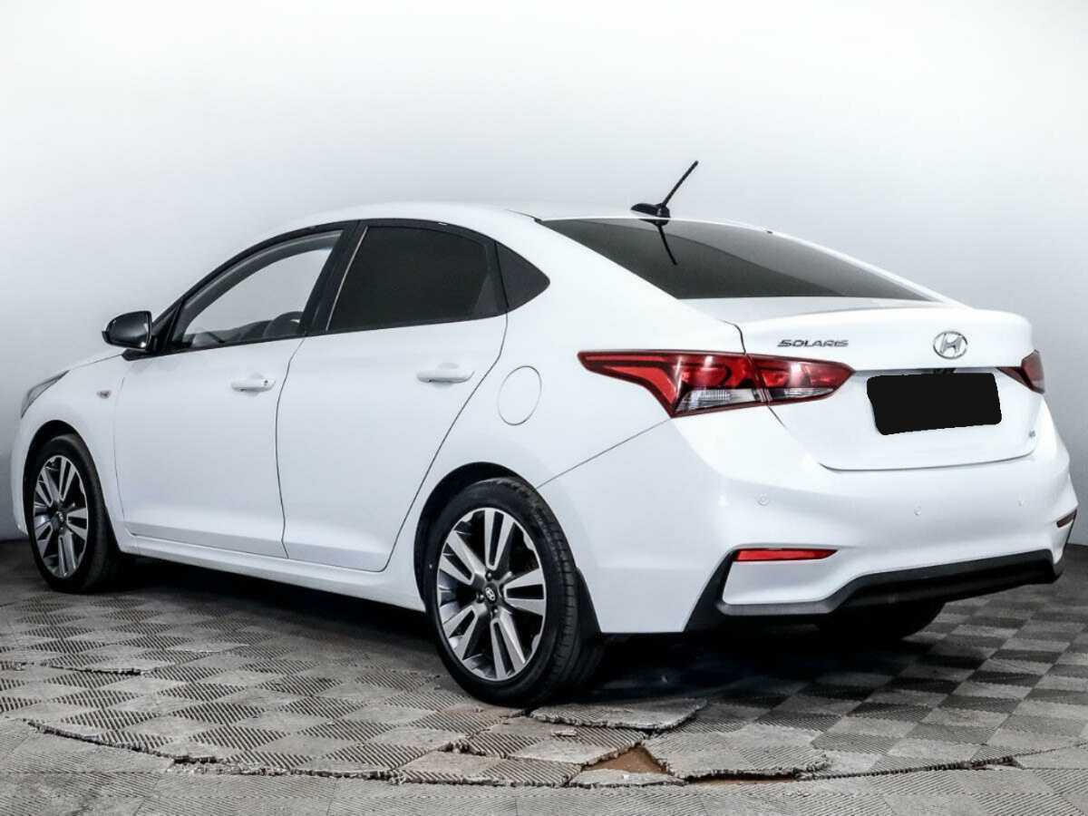Hyundai Solaris с пробегом — 2018 год. Фото: #3