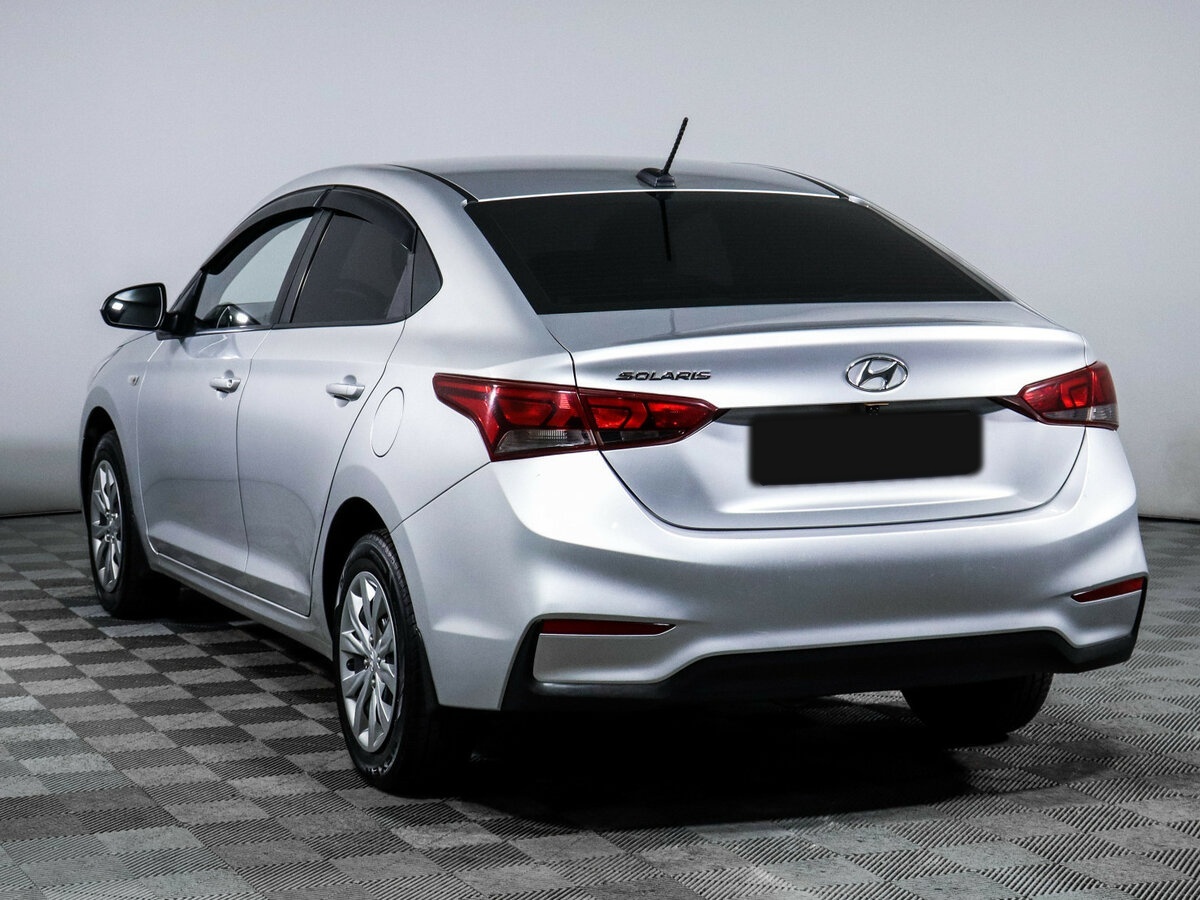 Hyundai Solaris с пробегом — 2018 год. Фото: #5