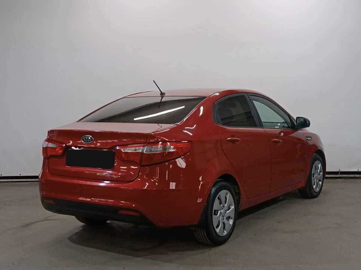 Kia Rio с пробегом — 2012 год. Фото: #4