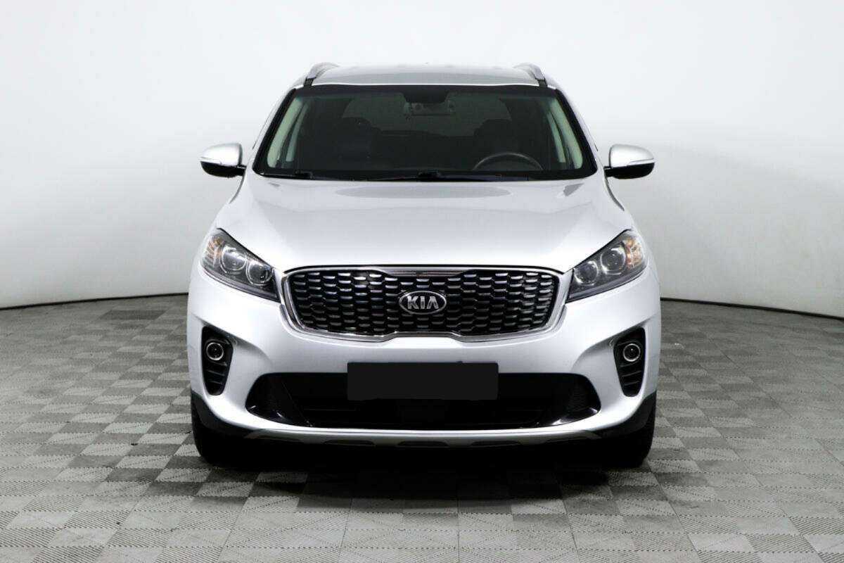 Kia Sorento с пробегом — 2018 год. Фото: #1