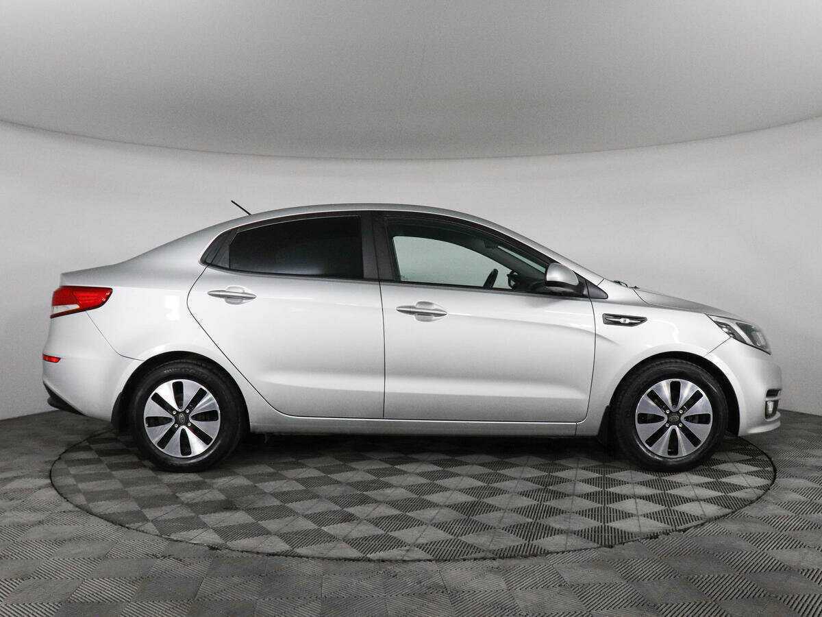 Kia Rio с пробегом — 2016 год. Фото: #3