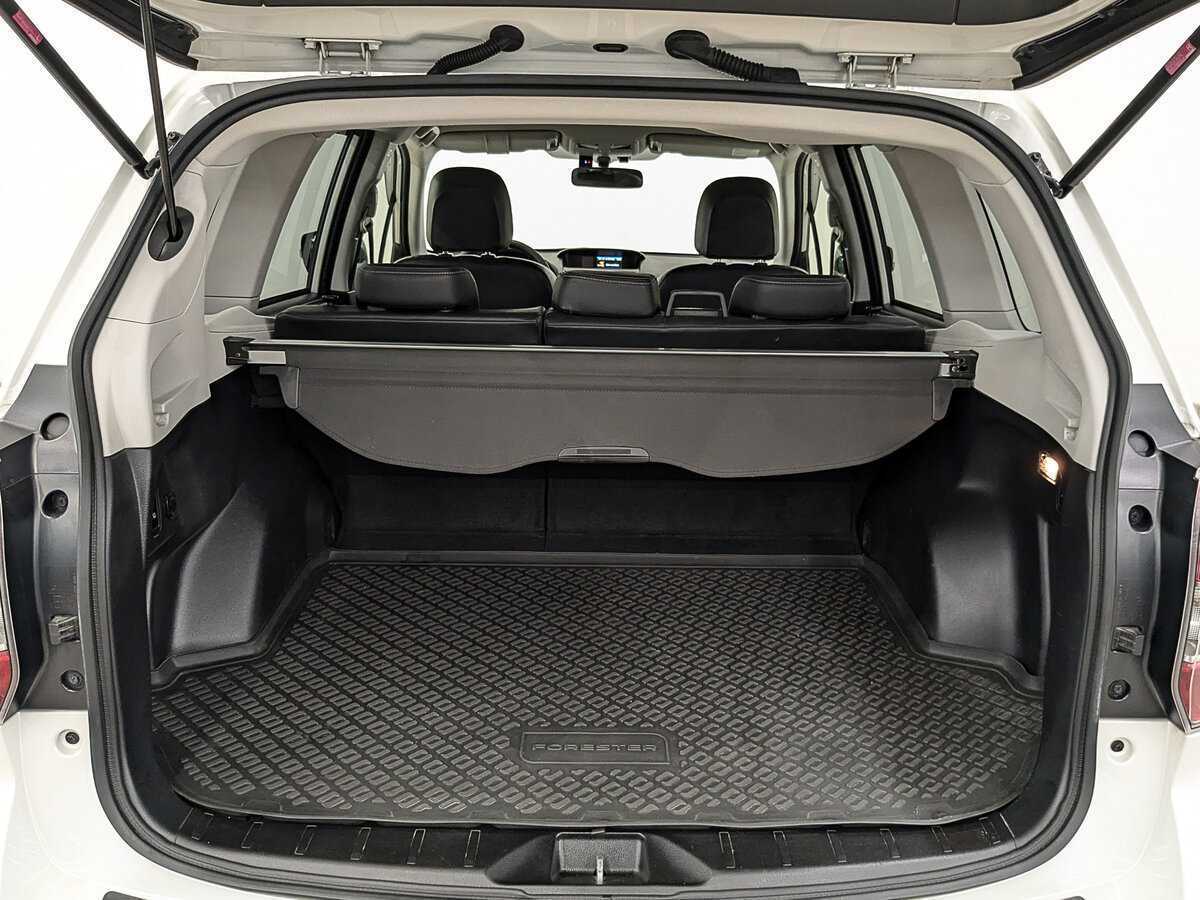 Subaru Forester с пробегом — 2013 год. Фото: #9
