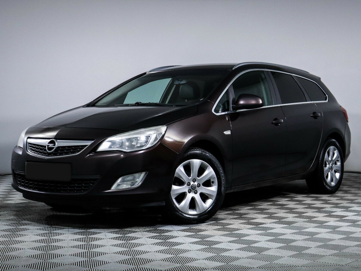 Opel Astra с пробегом — 2012 год. Посмотреть фото