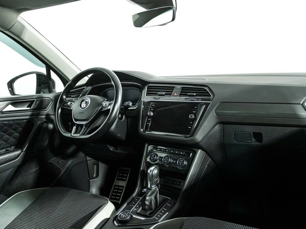 Volkswagen Tiguan с пробегом — 2019 год. Фото: #6