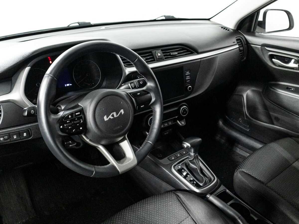 Kia Rio с пробегом — 2021 год. Фото: #10