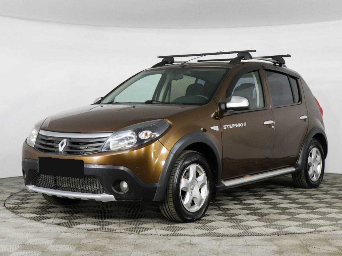 Renault Sandero с пробегом — 2013 год. Посмотреть фото