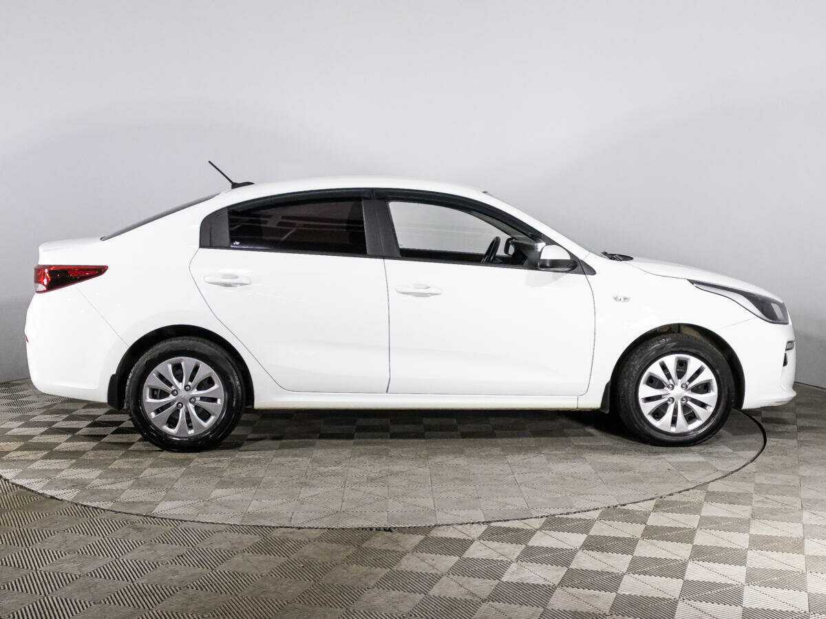 Kia Rio с пробегом — 2018 год. Фото: #3
