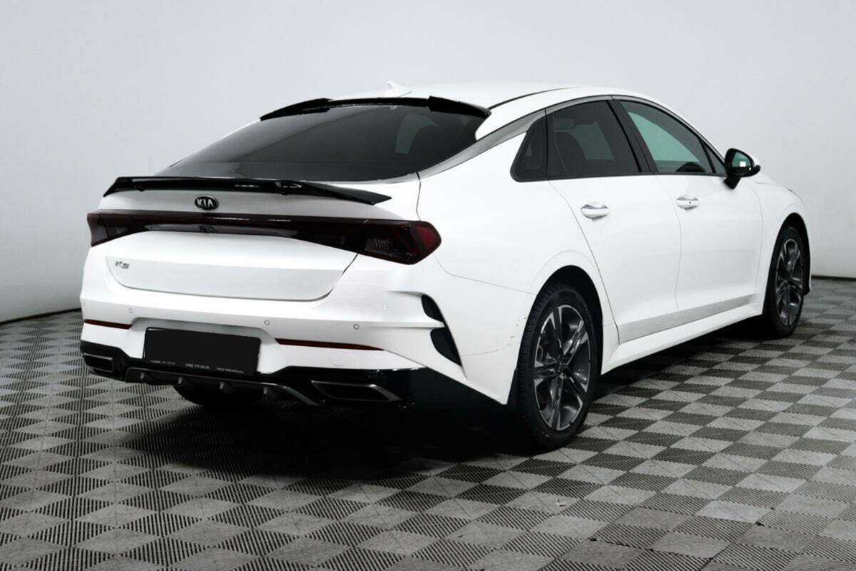 Kia K5 с пробегом — 2020 год. Фото: #3