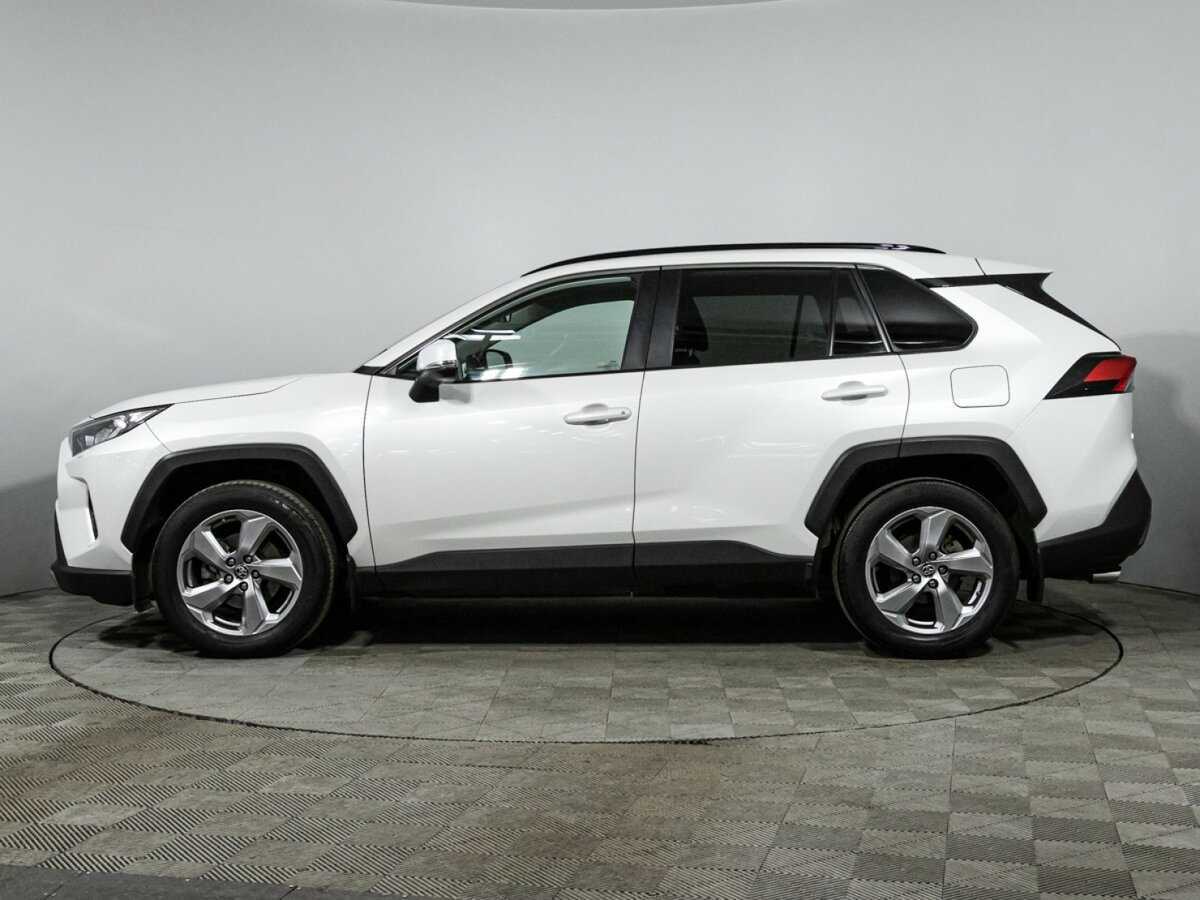 Toyota RAV4 с пробегом — 2019 год. Фото: #7