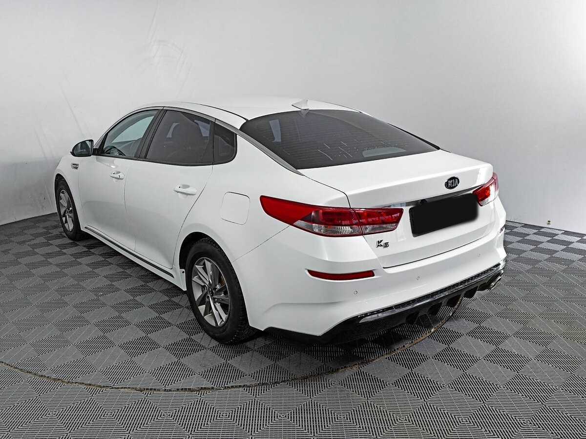 Kia K5 с пробегом — 2018 год. Фото: #6