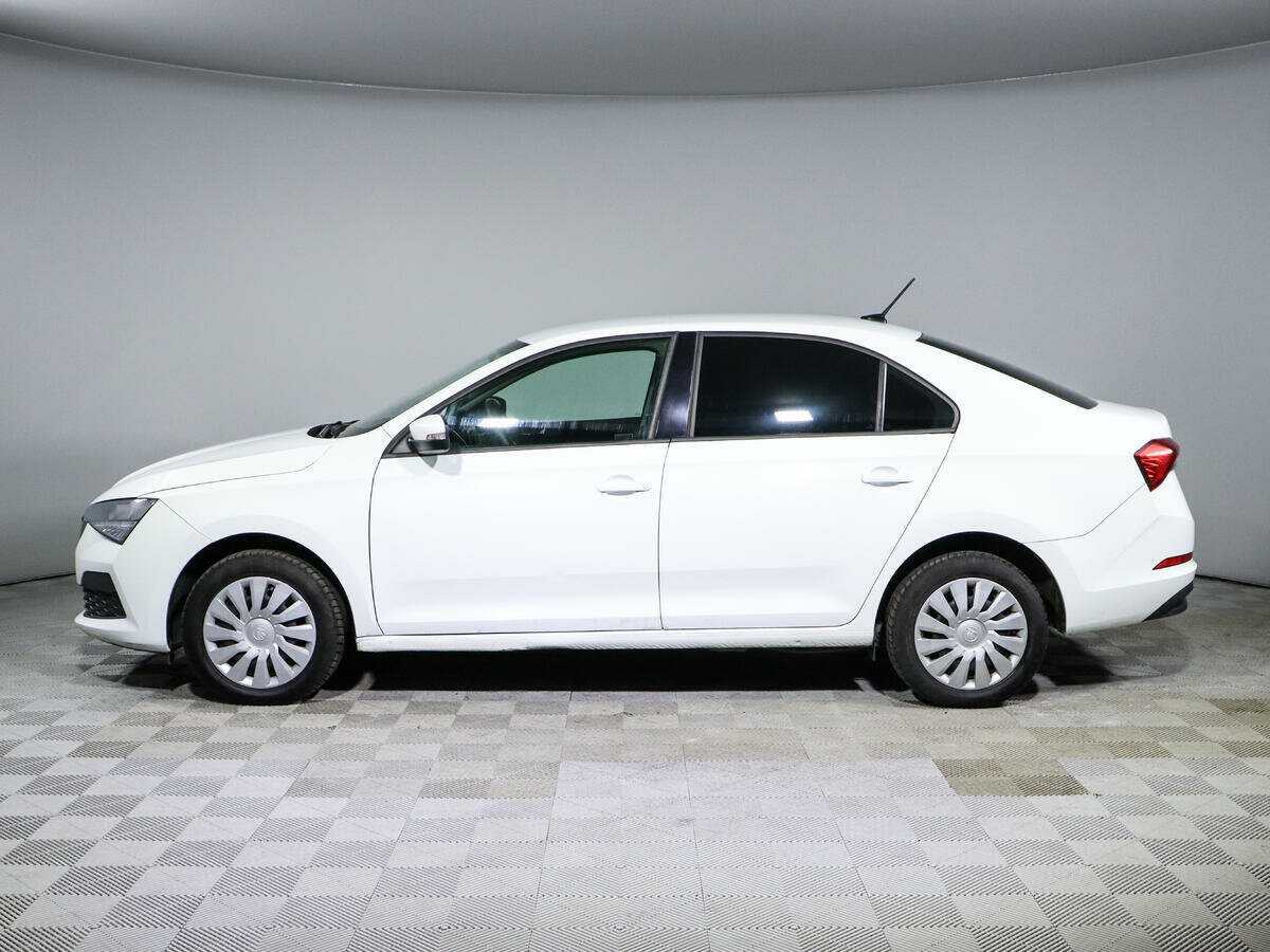 Skoda Rapid с пробегом — 2021 год. Фото: #7