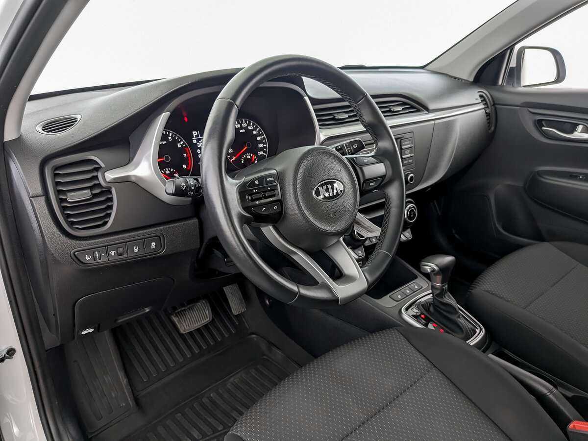 Kia Rio с пробегом — 2021 год. Фото: #13
