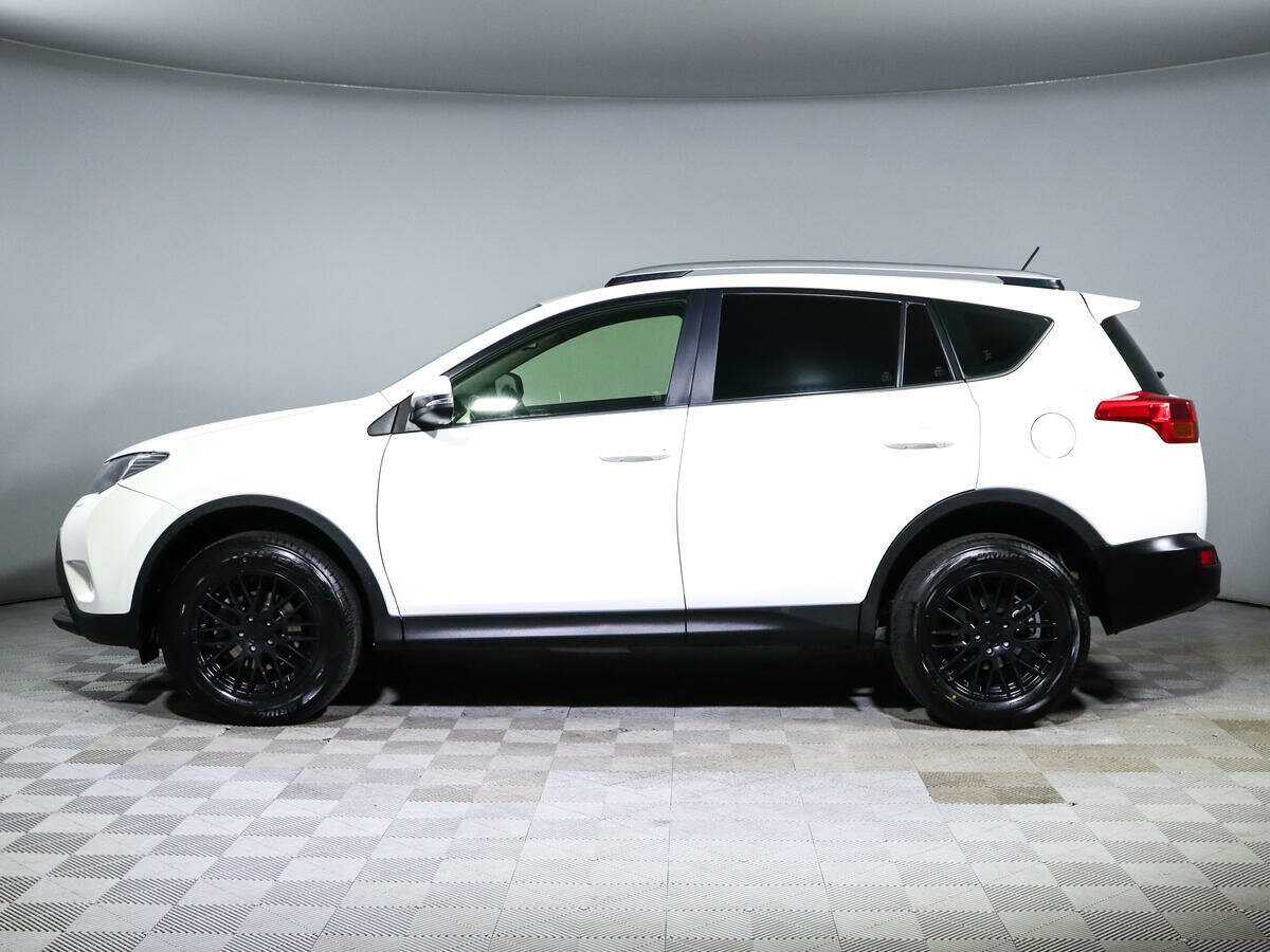 Toyota RAV4 с пробегом — 2014 год. Фото: #7