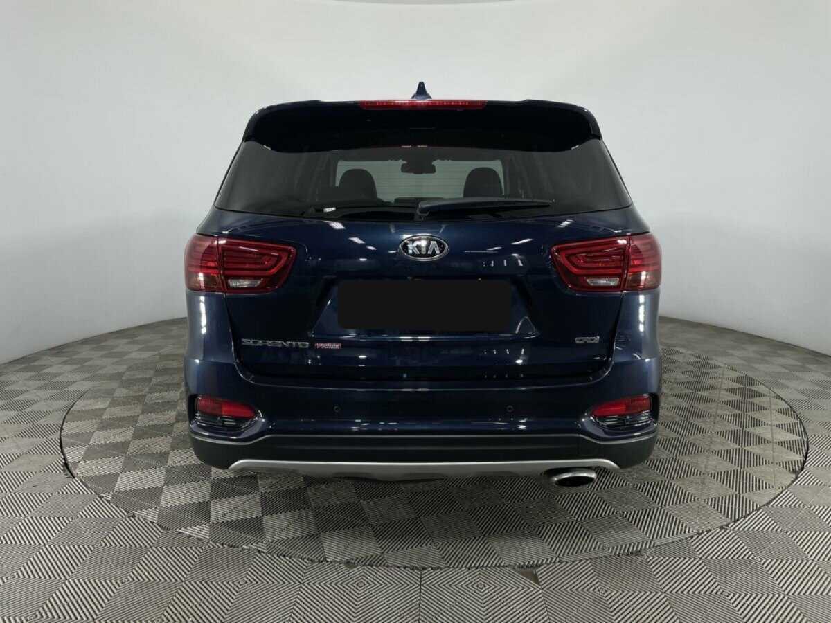 Kia Sorento с пробегом — 2018 год. Фото: #2