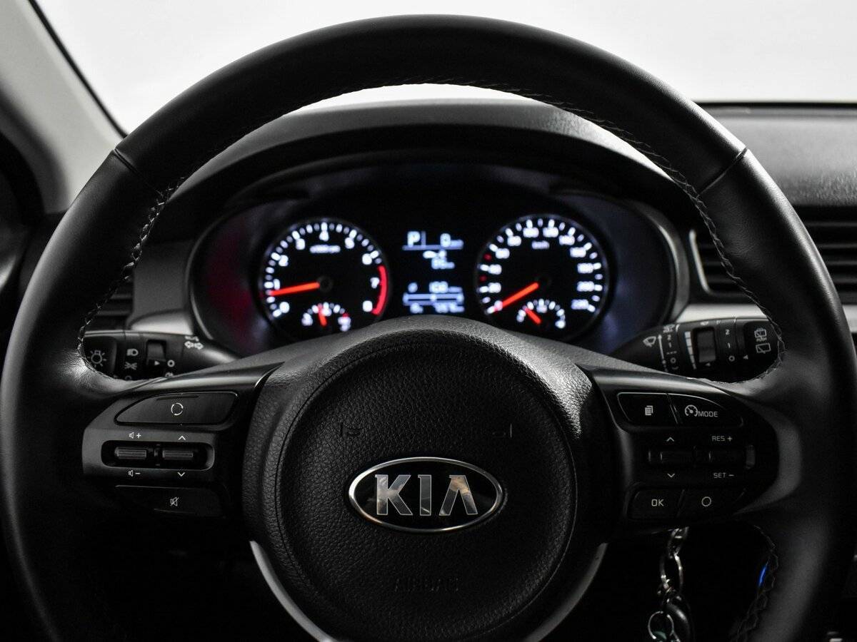 Kia Rio с пробегом — 2020 год. Фото: #17