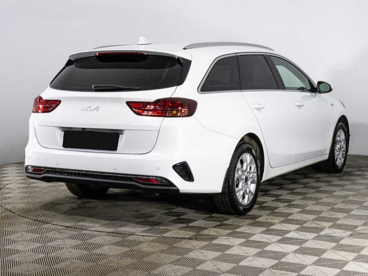 Kia Ceed с пробегом — 2023 год. Фото: #4