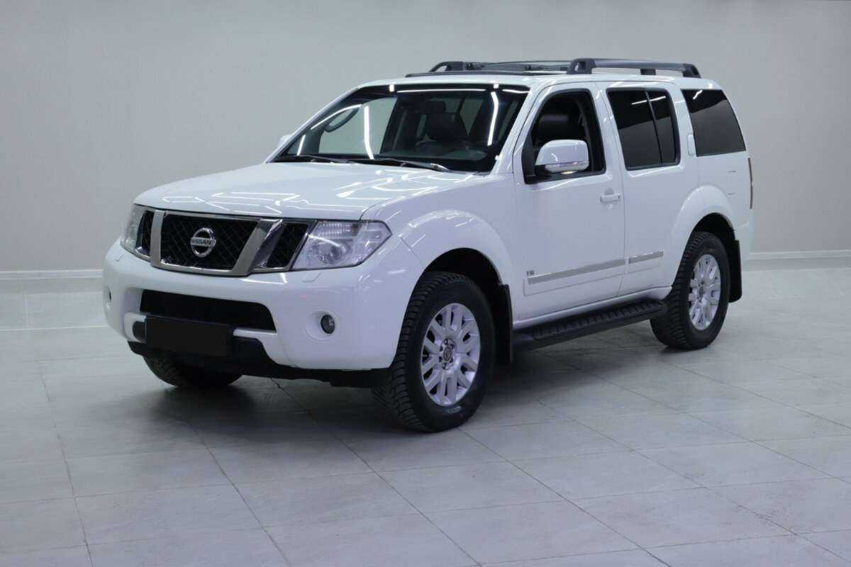 Nissan Pathfinder с пробегом — 2012 год. Посмотреть фото