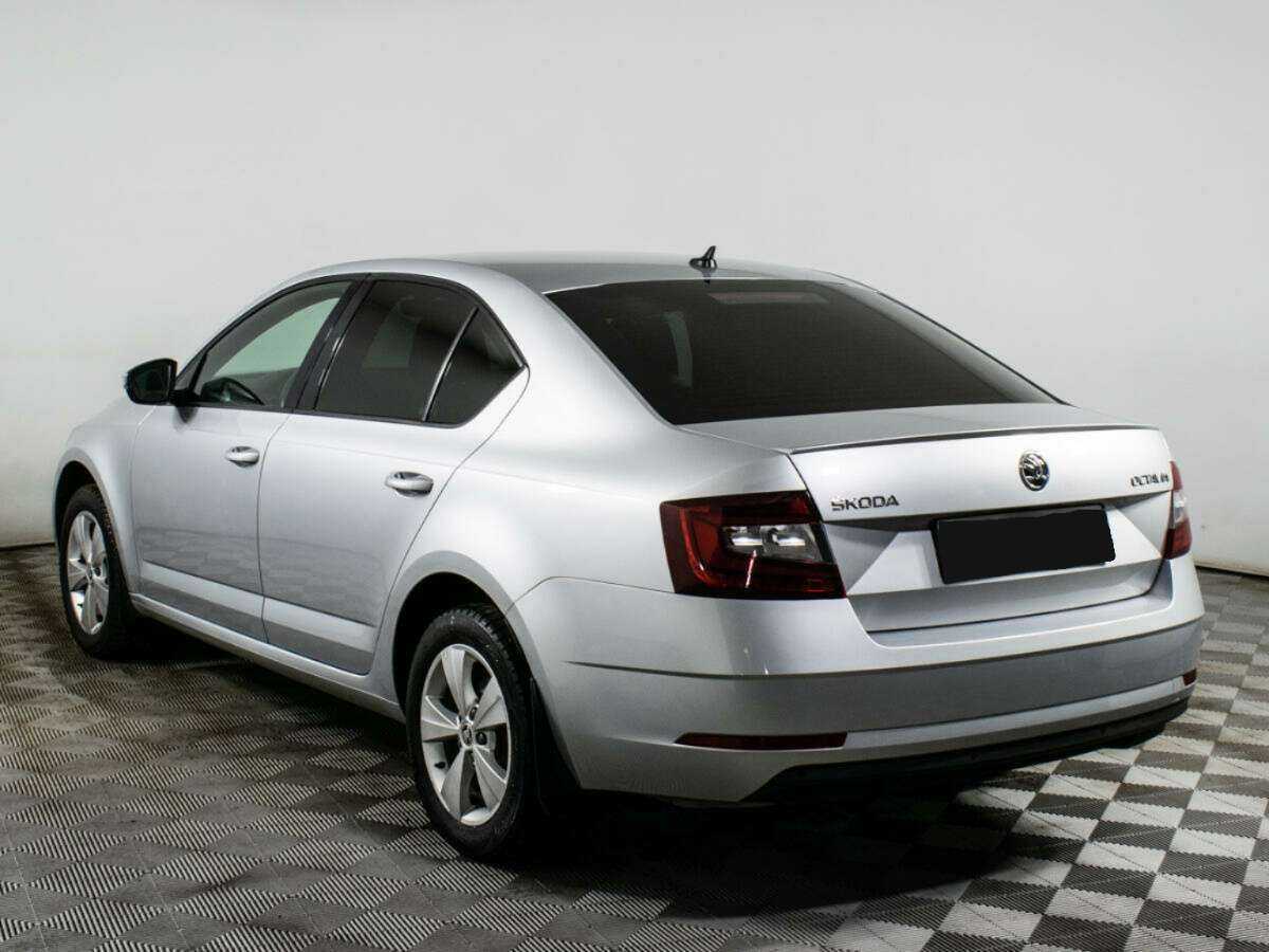 Skoda Octavia с пробегом — 2018 год. Фото: #2