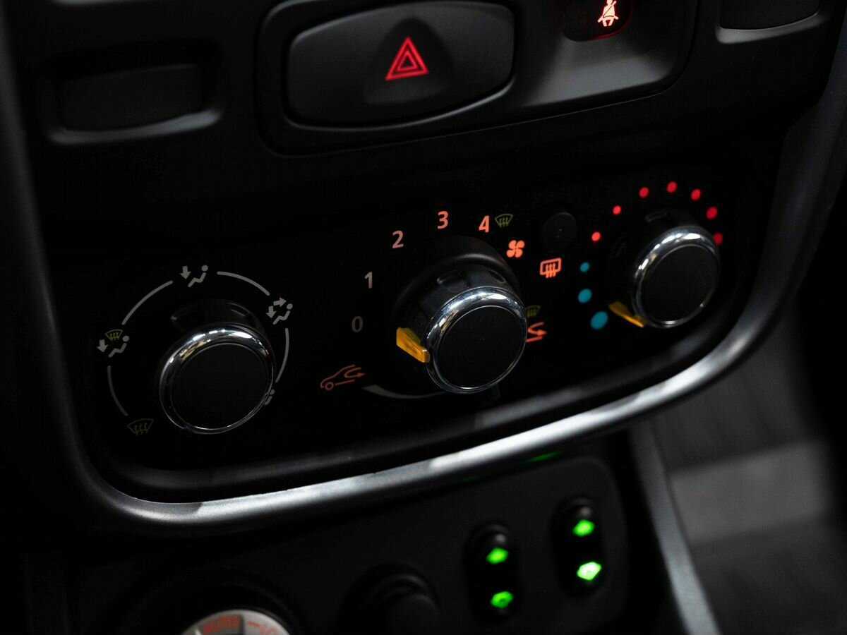 Renault Duster с пробегом — 2013 год. Фото: #15