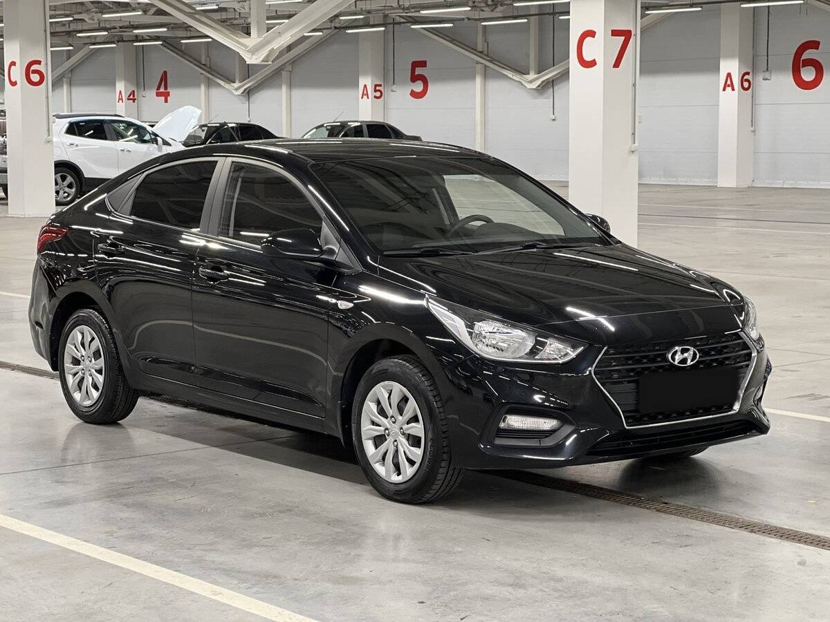 Hyundai Solaris с пробегом — 2017 год. Фото: #2
