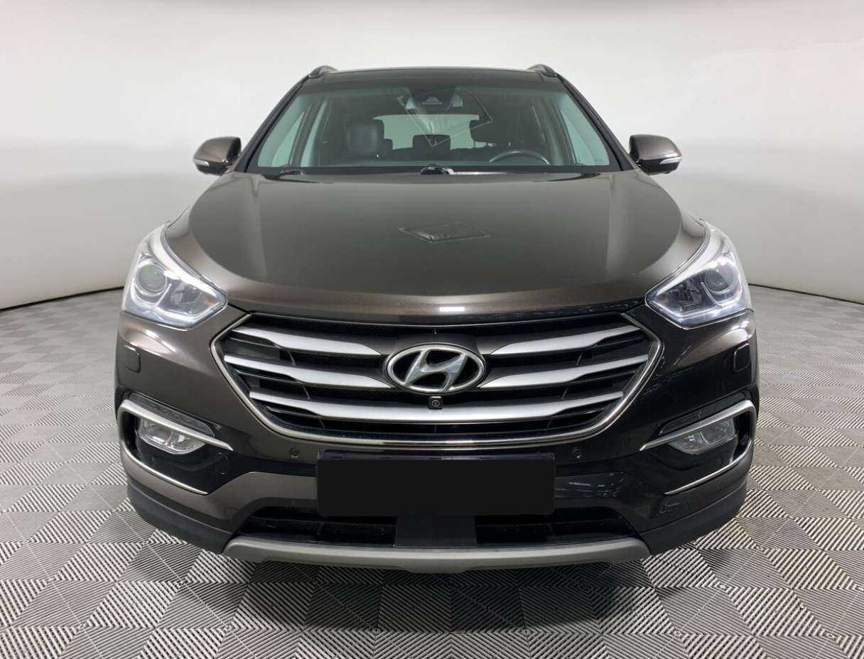 Hyundai Santa Fe с пробегом — 2017 год. Фото: #1