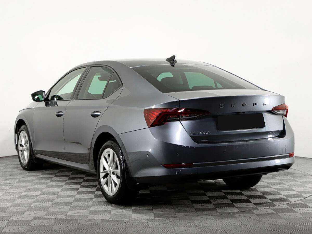 Skoda Octavia с пробегом — 2021 год. Фото: #5