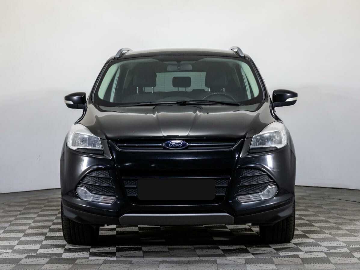 Ford Kuga с пробегом — 2014 год. Фото: #1