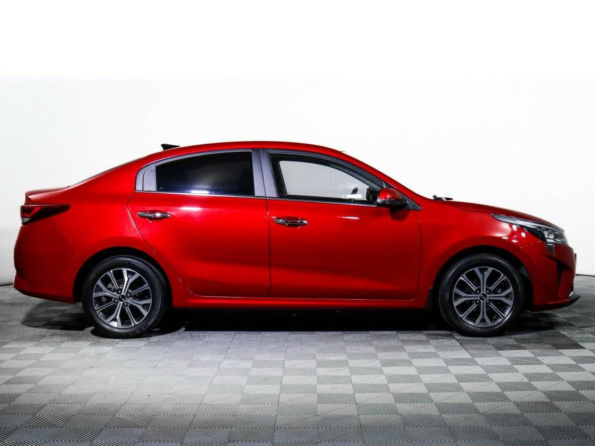 Kia Rio с пробегом — 2021 год. Фото: #3
