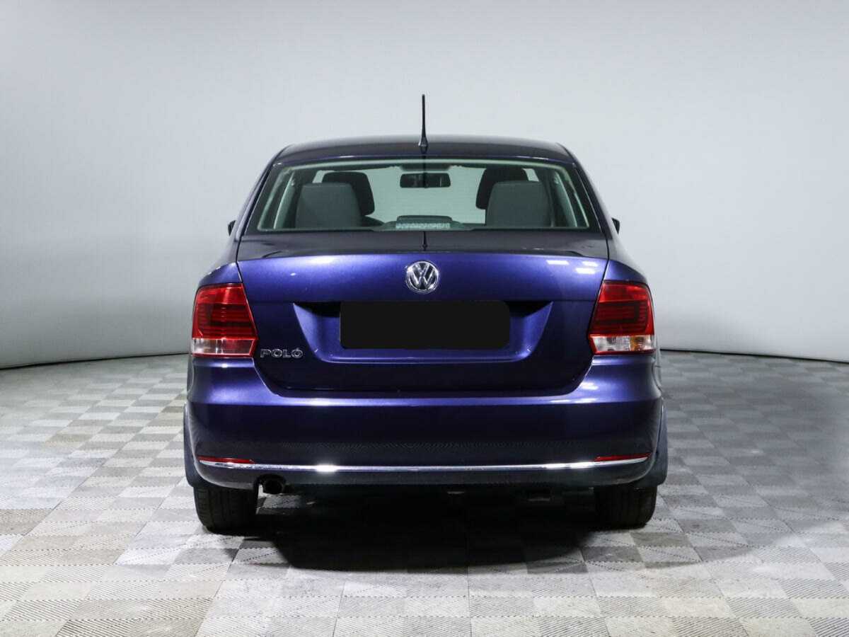 Volkswagen Polo с пробегом — 2016 год. Фото: #5