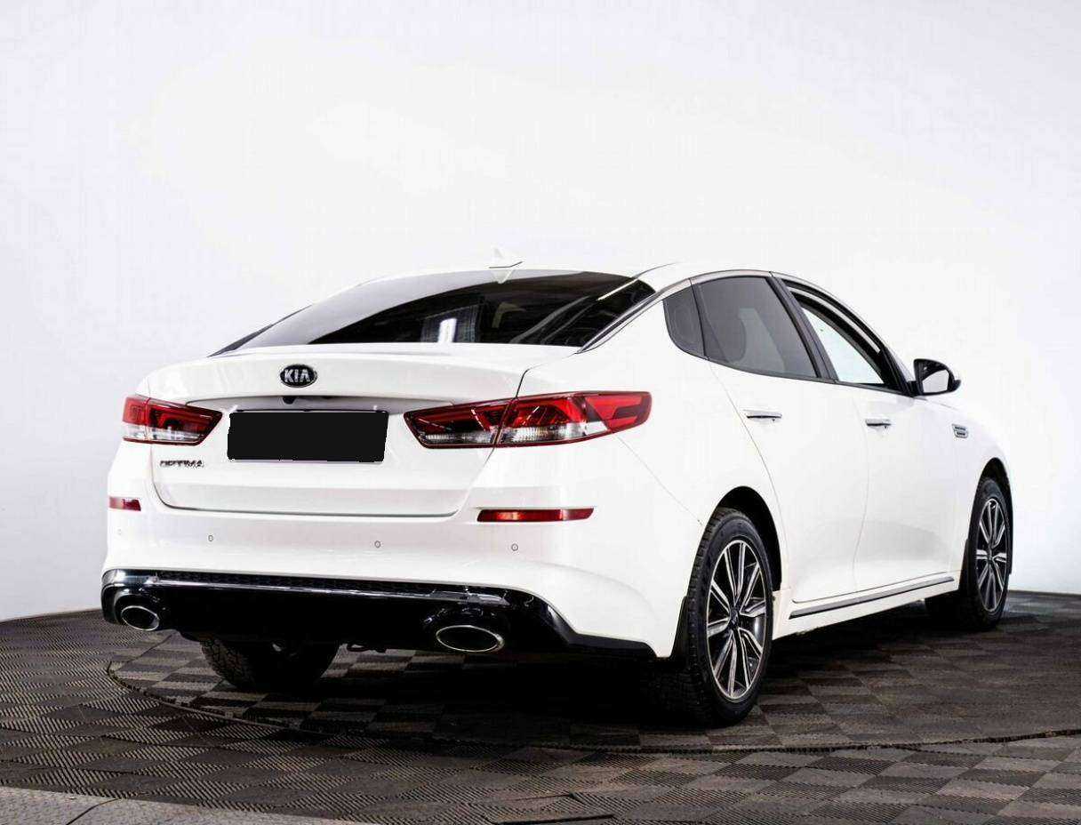Kia Optima с пробегом — 2018 год. Фото: #3