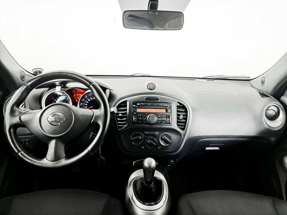 Nissan Juke с пробегом — 2012 год. Фото: #11